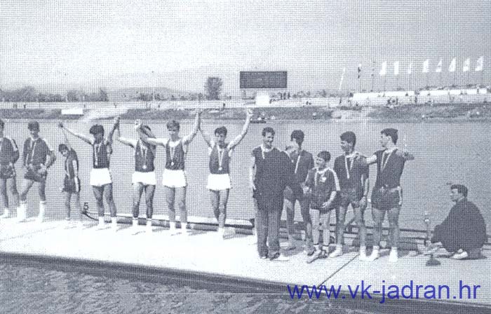 pobjednicki cetverac na prvosvibanjskoj regati u Zagrebu 1987., Kacan, Bacic, Vuksan, Dundov i korm. Marunic